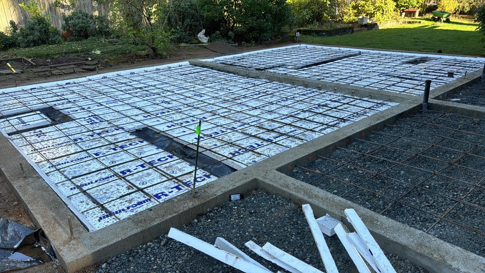 Slab rebar grid + conduit